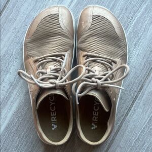 Vivo Barefoot Women's Shoes in soft Gold